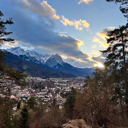Tajmahal * Garmisch-Partenkirchen